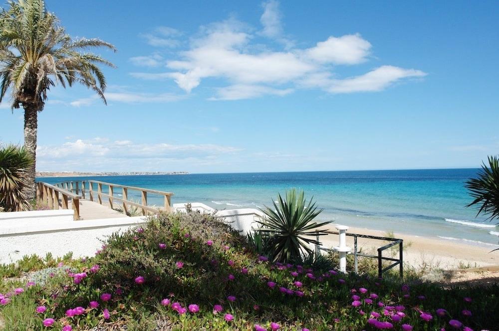 Riviera Beach Apartments Пілар-де-ла-Орадада Екстер'єр фото